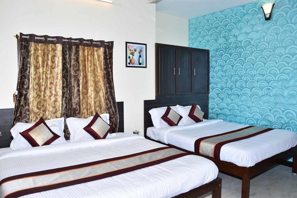 Barnabas Homestay Thanjavur Buitenkant foto