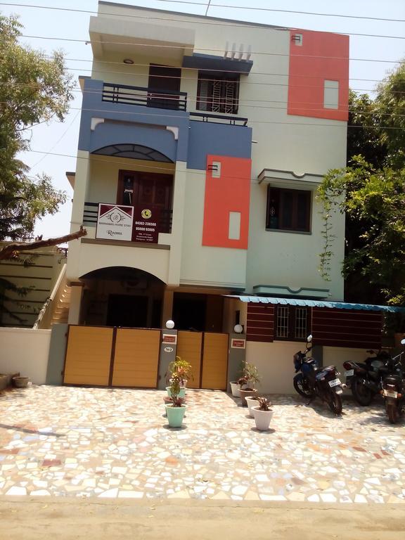 Barnabas Homestay Thanjavur Buitenkant foto